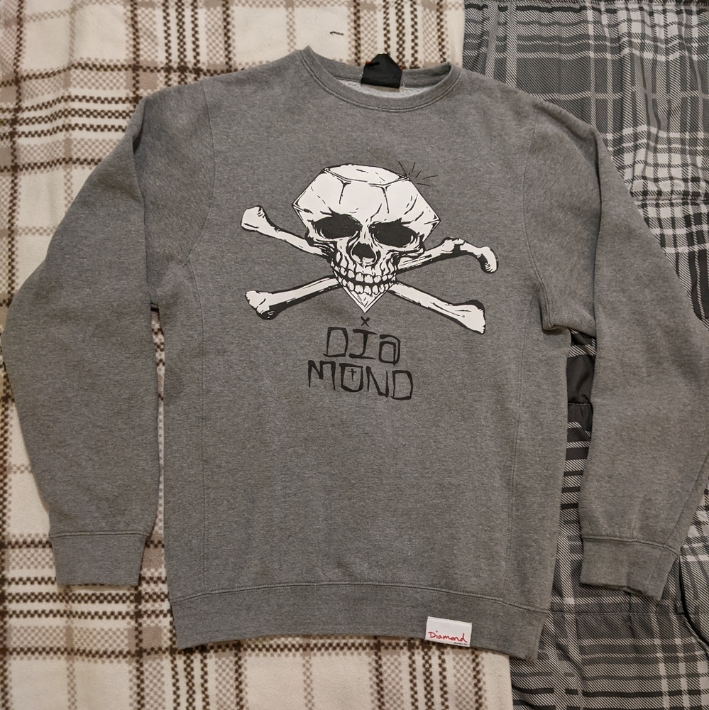 Diamond Supply grey skull and crossbones crewneck